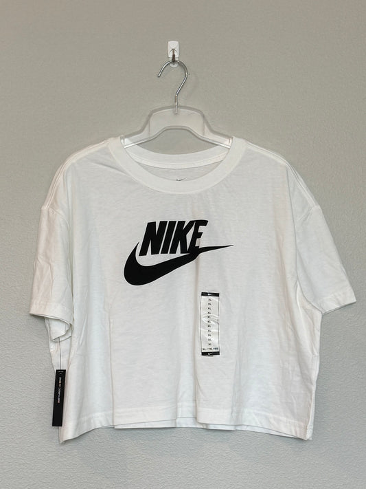 Nike Cropped Shirt